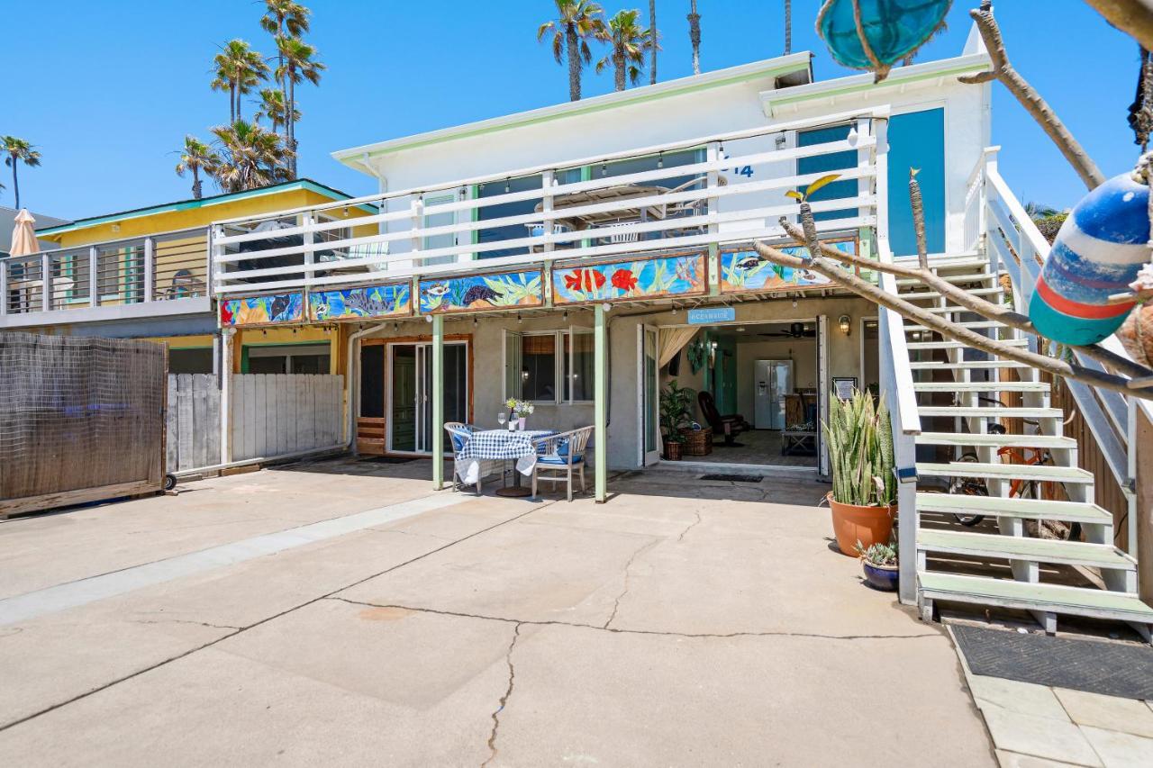 Beachfront Cottage Upper Unit Oceanside Exterior foto