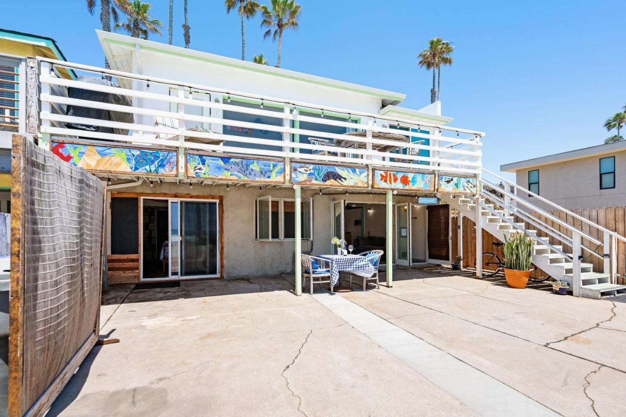 Beachfront Cottage Upper Unit Oceanside Exterior foto
